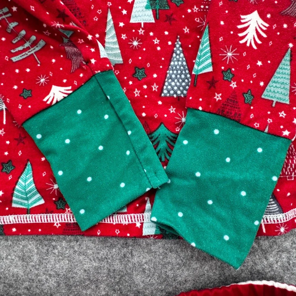 Matilda Jane Kids Christmas Tree Pajama Set Size 10‎ Red Green Stripe Holiday